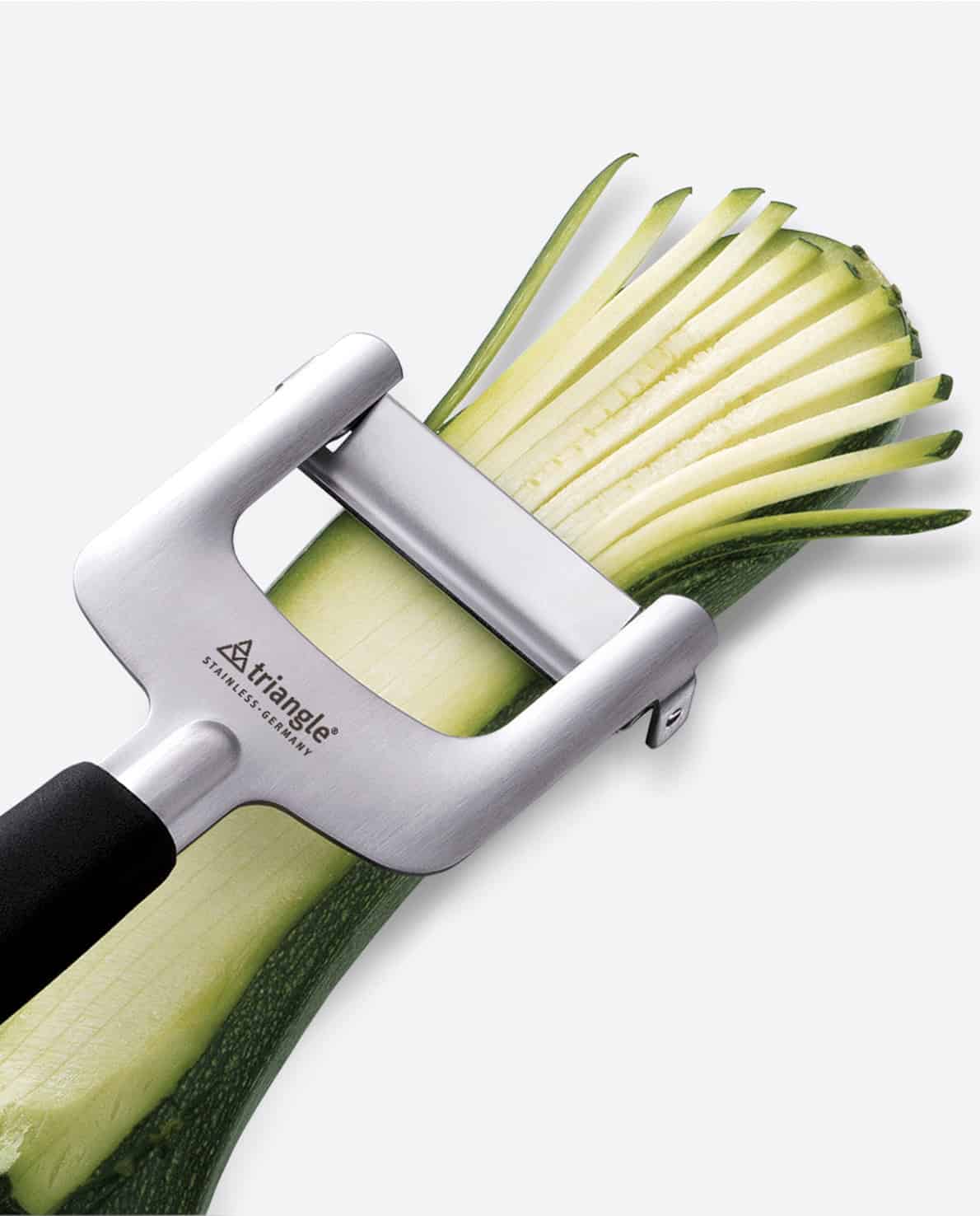 triangle_Julienneschneider_7209312_u01_web triangle Julienneschneider schneidet Spaghetti Zoodles aus Zuccchini