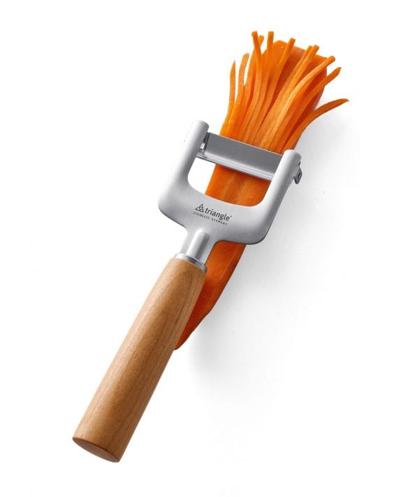 triangle Julienneschneider Mood mit Möhre Möhrenstreifen Karotte Spaghetti schneiden