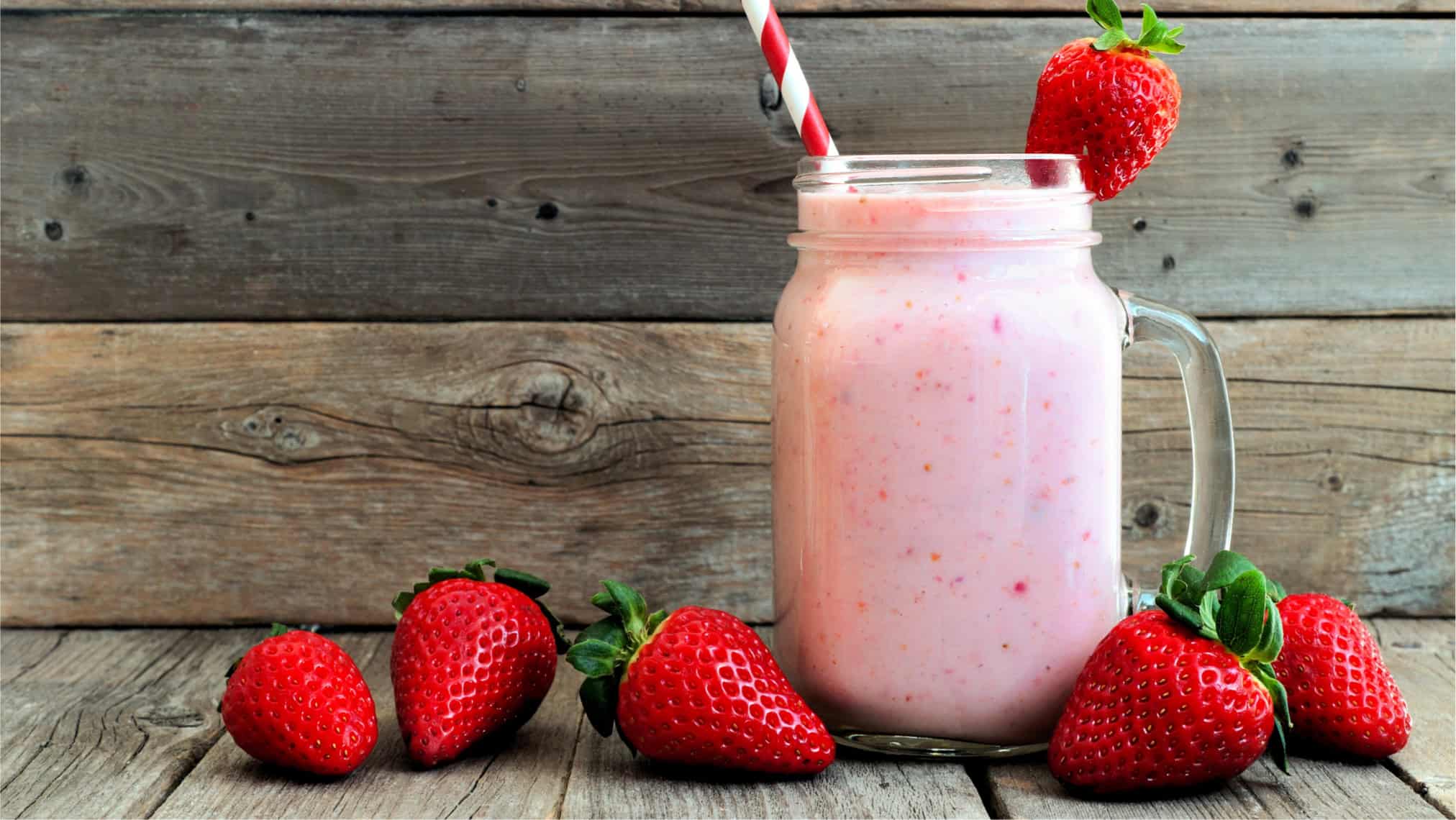 Helfer zur Erdbeerzeit triangle Küchenhelfer