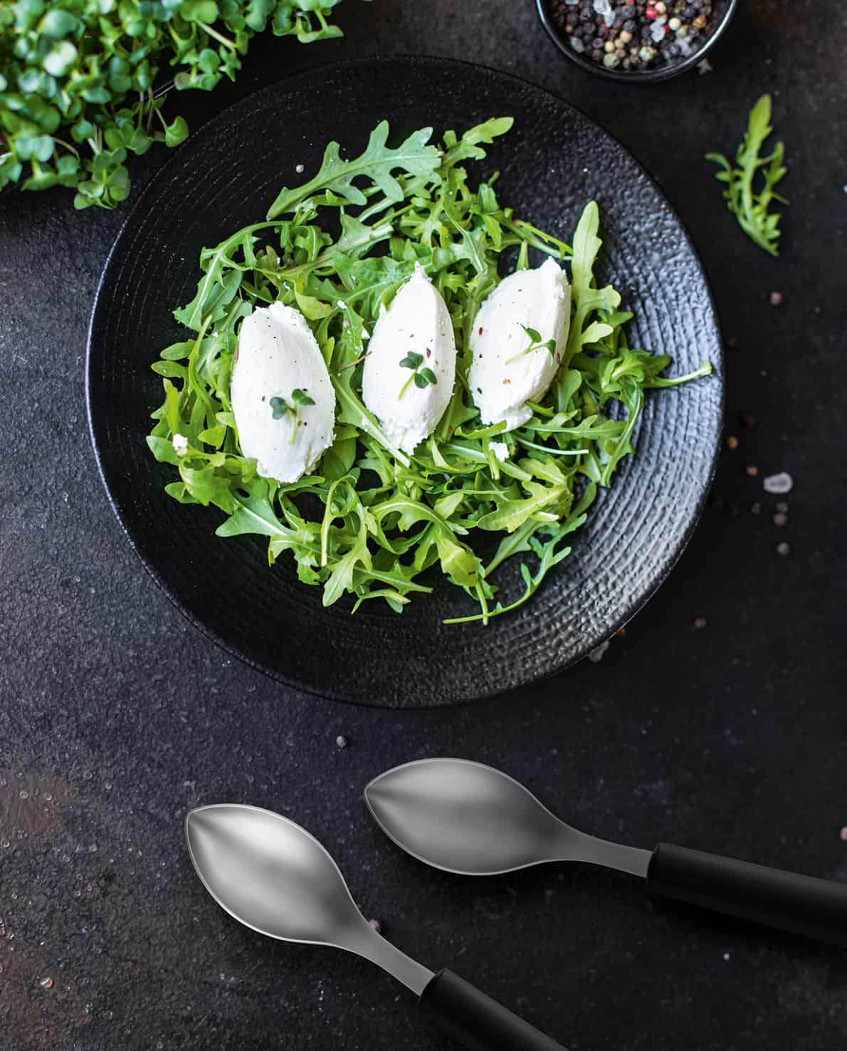 7286580_i01_web triangle quenelle